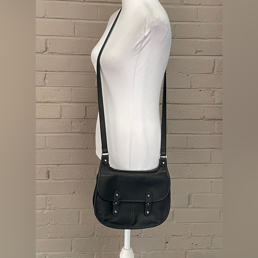 Madden Girl Black crossbody bag
